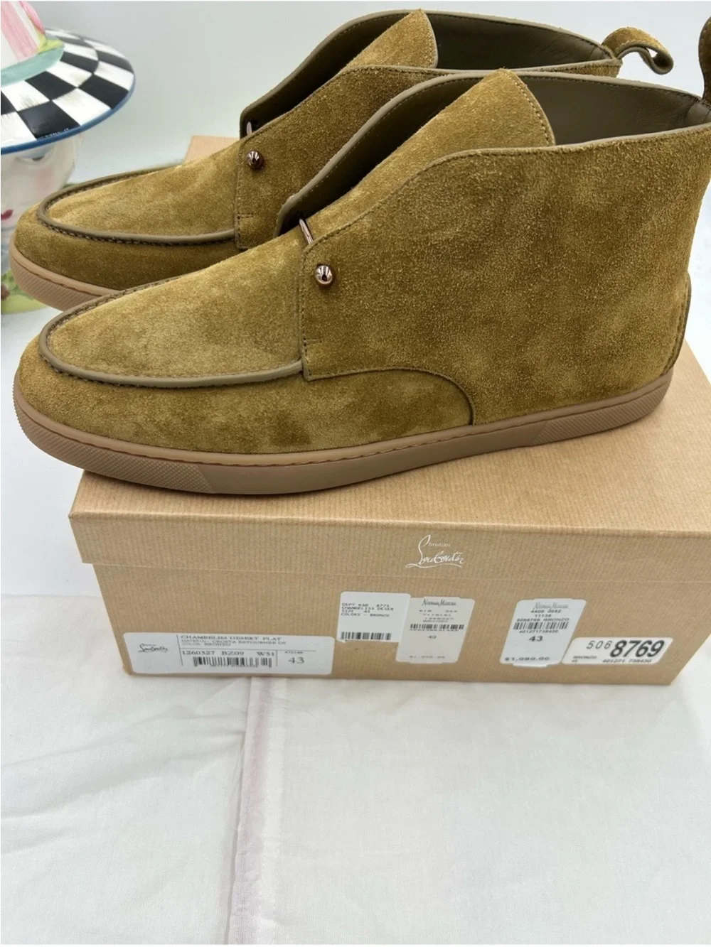 Men’s Christian Louboutin CHAMBELISS desert suede boots size 43 made in Italy